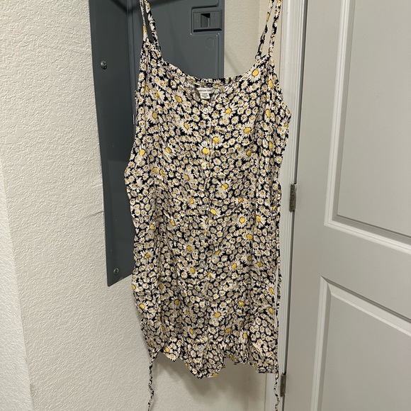 American Eagle Outfitters Dresses & Skirts - American Eagle flower dress